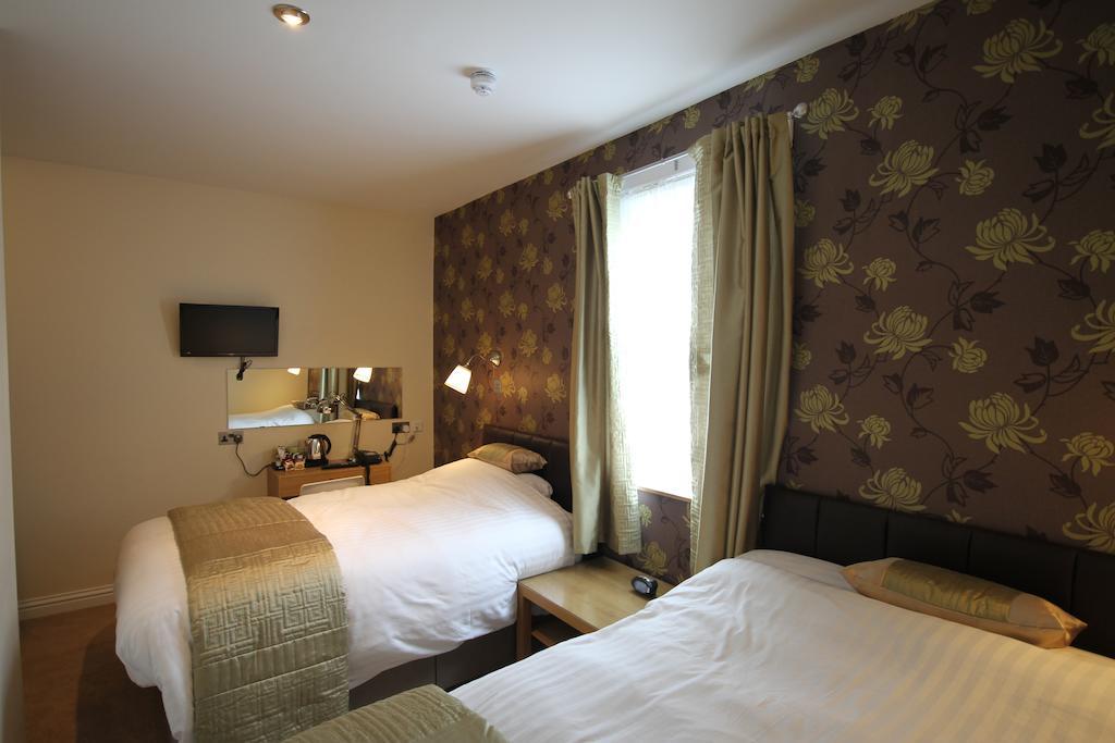 The Lion Hotel Blaenavon Cameră foto